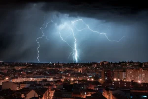Tempête en France : que faire après des dégâts pour être bien indemnisé ?